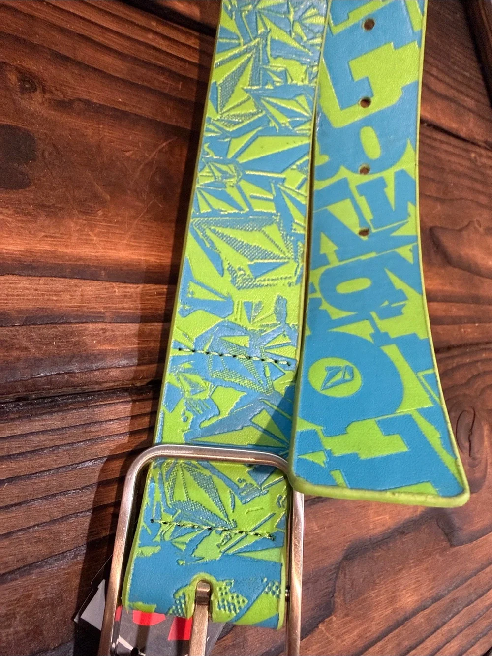 NWT vintage Volcom Skatter Reversible PVC Belt